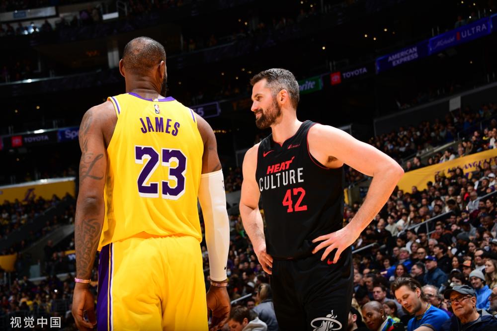 化与体育发 化与体育发